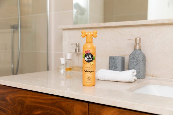 PET-397_HR_MASTER_Ditch the dirt shampoo UK PET-397_HR_MASTER_Ditch the dirt shampoo UK