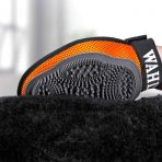 wahl_pet_grooming_glove_58456-002_lifestyle_web