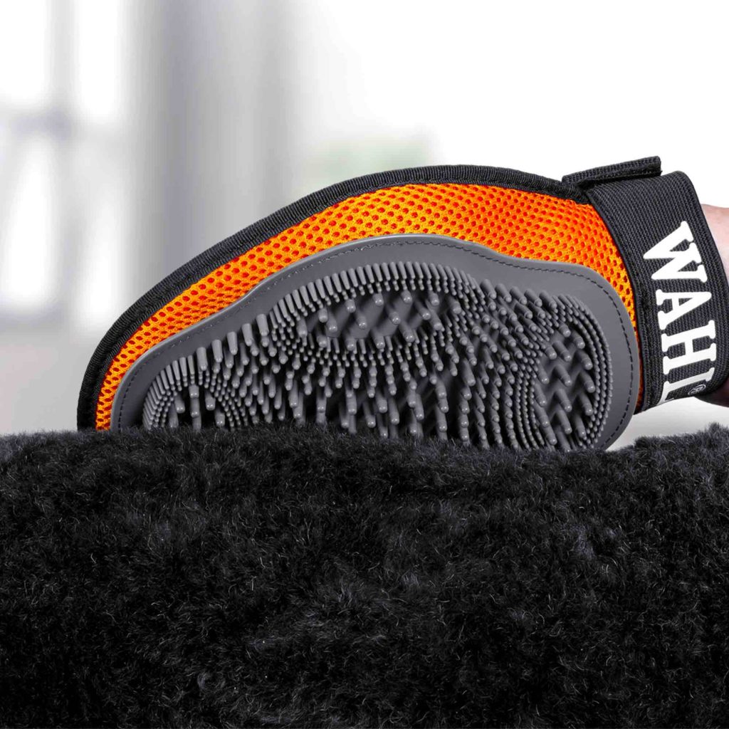 WAHL Grooming Glove - Image 5